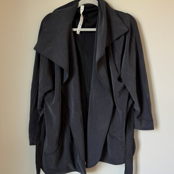 Lululemon Softstreme Belted Wrap - Black - Picture 3 of 7